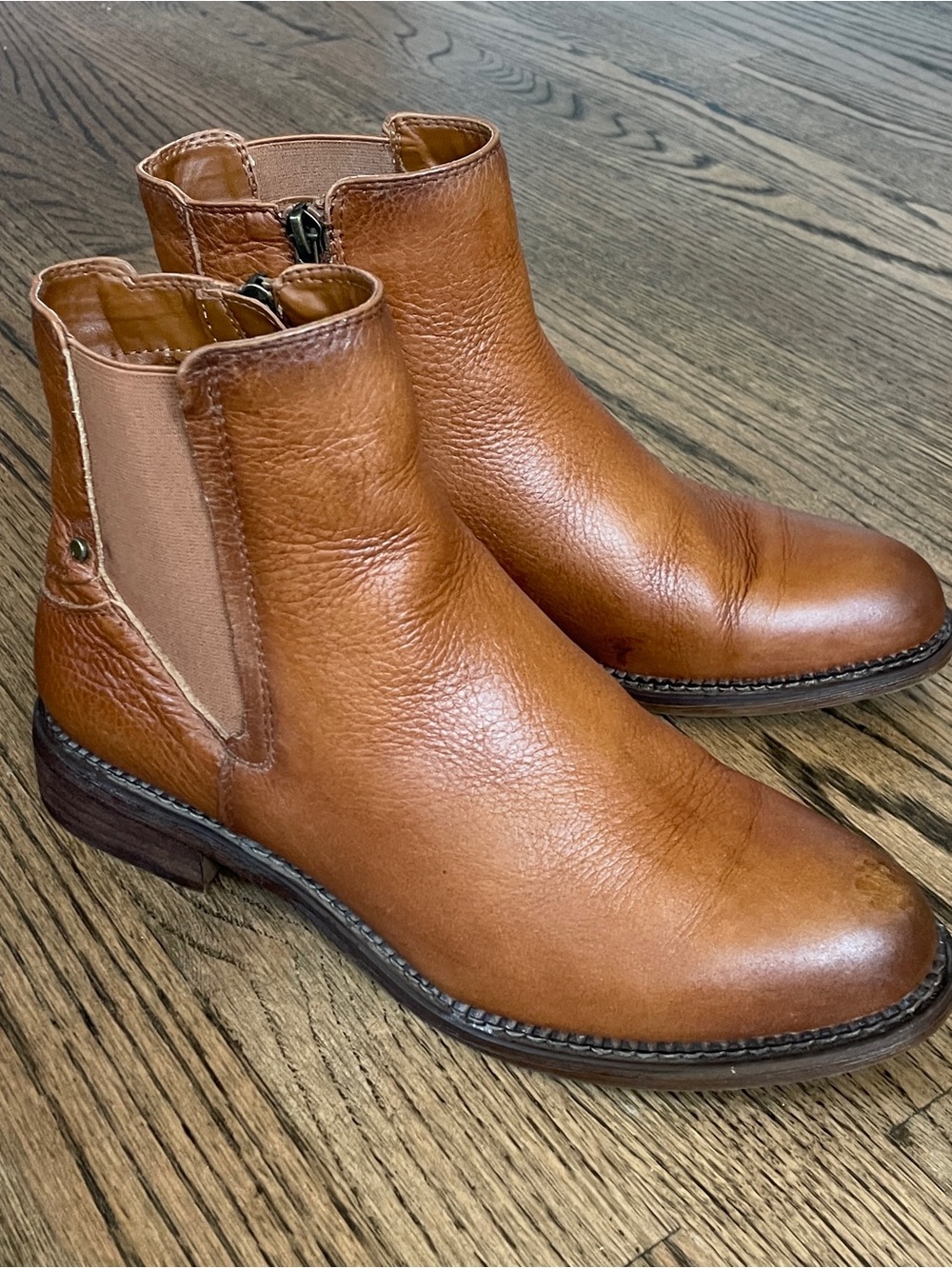 Franco Sarto Horace Ankle Bootie with Zip Cognac size 8